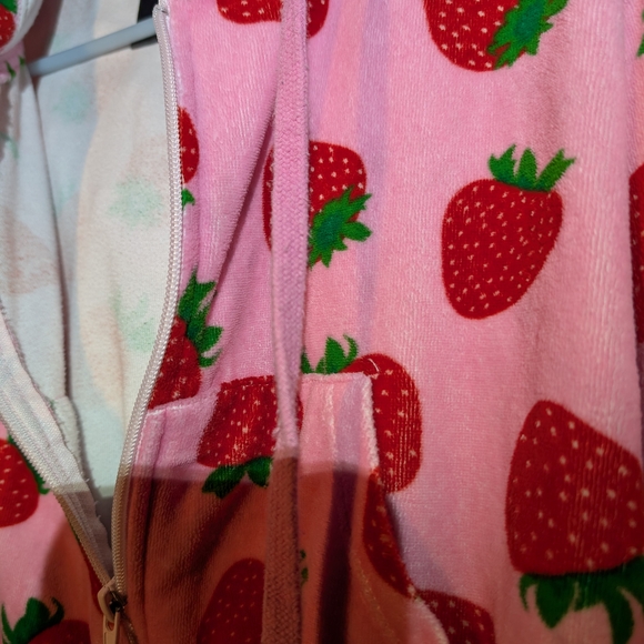Pink Strawberry Women's Crop Jacket - Picture 9 of 11